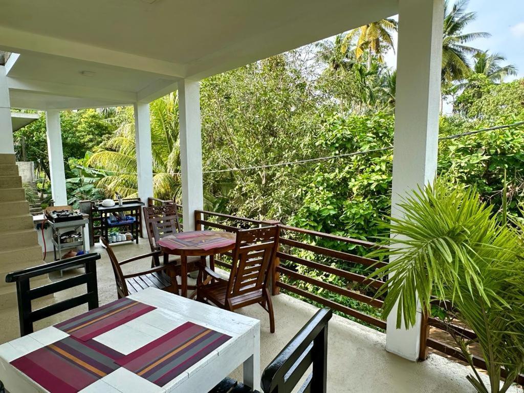 Siyon Yula - Guest House Hikkaduwa Dış mekan fotoğraf