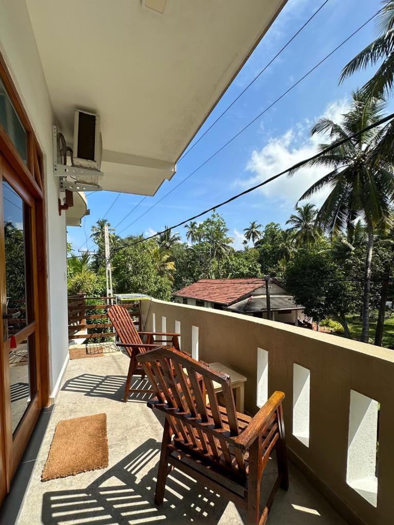 Siyon Yula - Guest House Hikkaduwa Oda fotoğraf