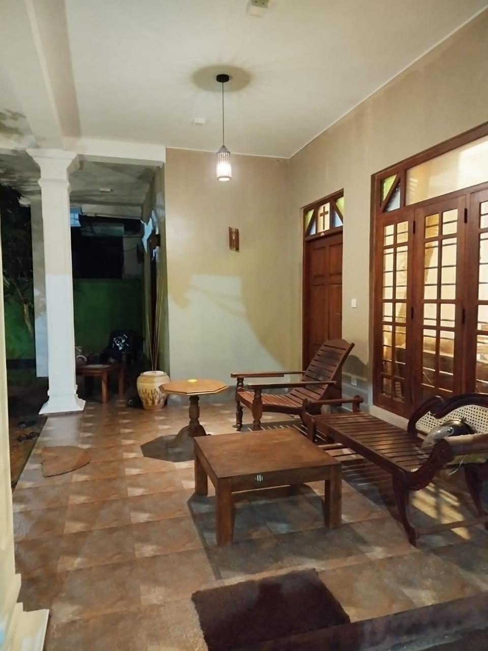 Siyon Yula - Guest House Hikkaduwa Dış mekan fotoğraf