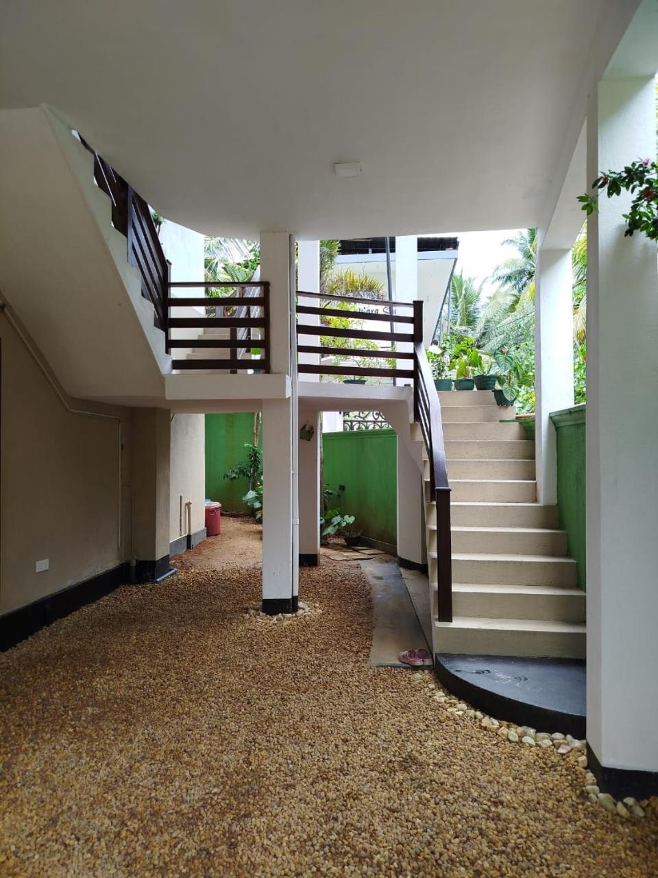 Siyon Yula - Guest House Hikkaduwa Dış mekan fotoğraf